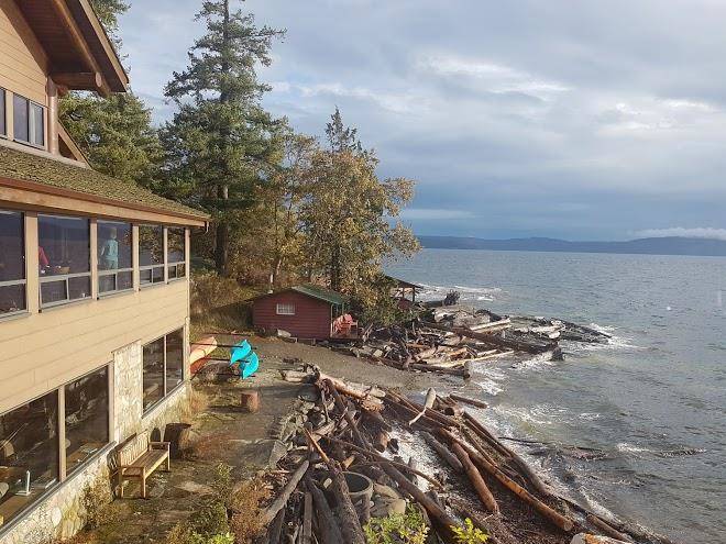 Yellow point lodge