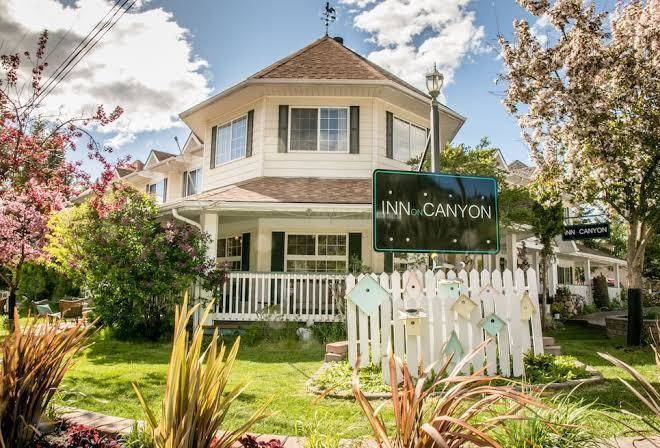 Inn on canyon