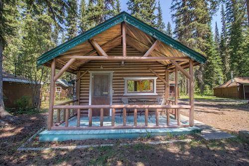 Kootenay park lodge
