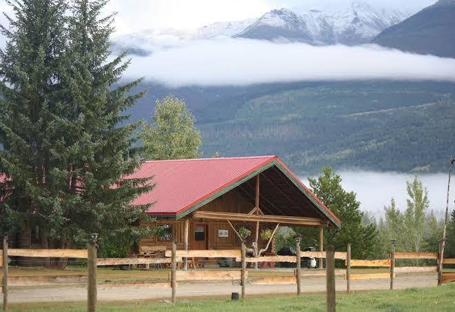 Twin peaks resort