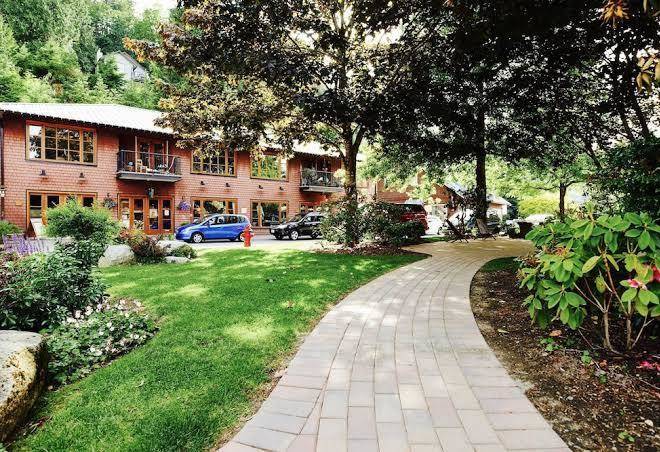 Artisan suites on bowen