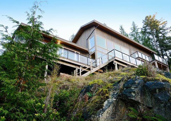 Eastman waterfront retreat