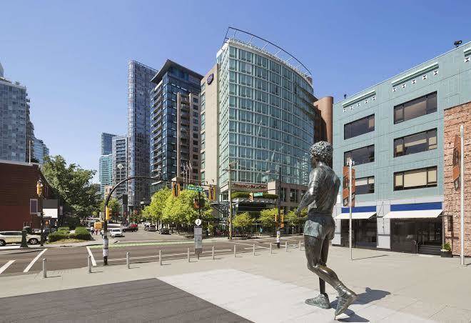 Hampton inn & suites by hilton vancouver downtown