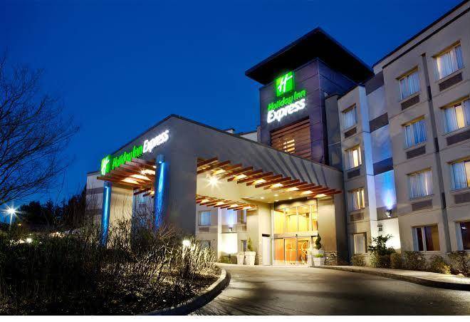 Holiday inn express & suites langley