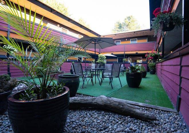 The new 401 inn