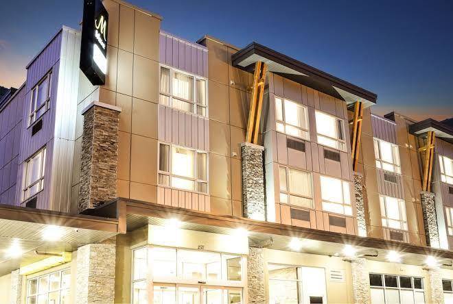 Mstar hotel kitimat