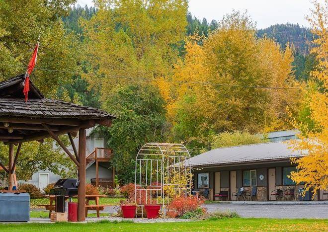 Lakeview motel