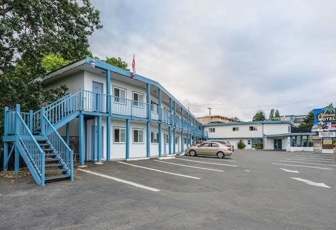 Castaway motel