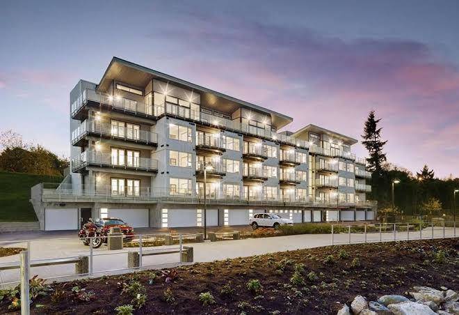 The marinaside resort