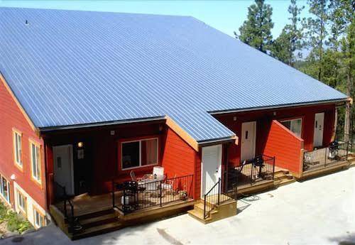 Crooked tree guest suites
