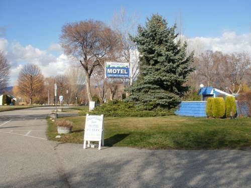 Ogopogo motel