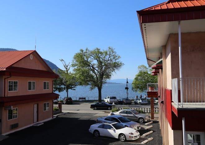 Penticton slumber lodge motel