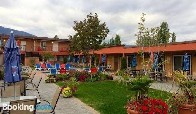 Sahara courtyard inn ltd