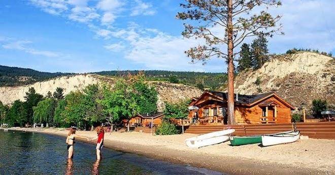 Sandy beach lodge