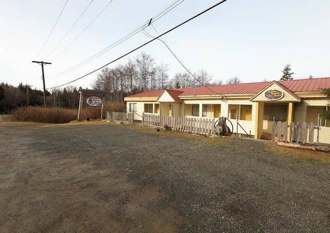 Golden Spruce Motel Image