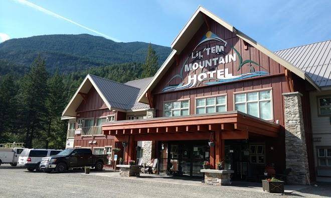 Lil'tem' mountain hotel