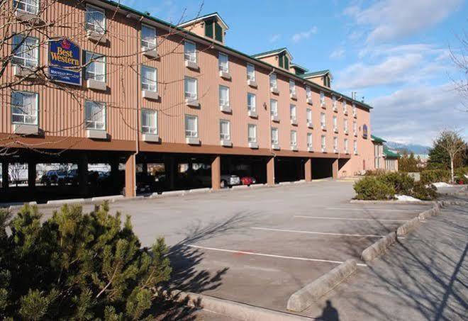 Mountain retreat hotel & suites