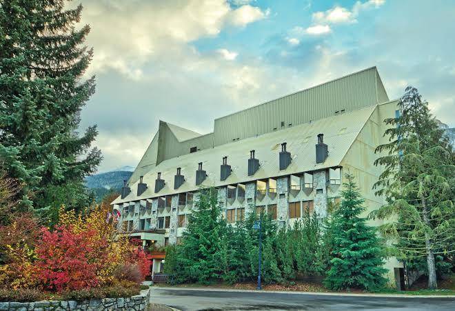 Mountainside lodge
