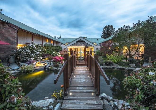 Gibsons garden hotel