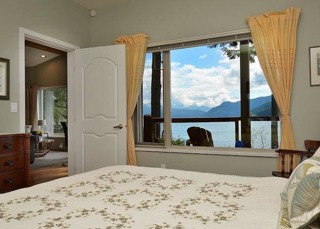 Soames point oceanfront suite