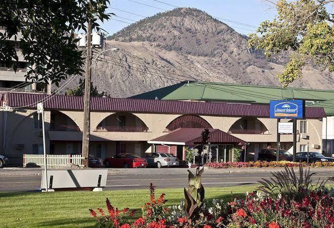 Howard johnson by wyndham downtown kamloops