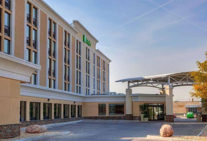 Holiday inn express winnipeg airport polo park