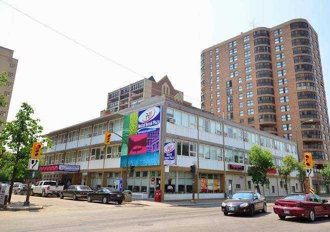 Hotel Royal Plaza Image