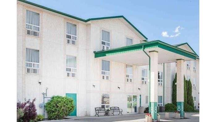 Super 8 by wyndham dauphin