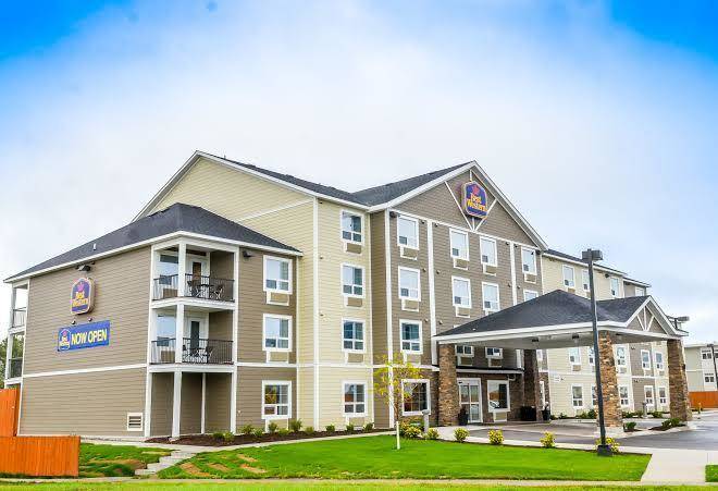 Best western thompson hotel & suites