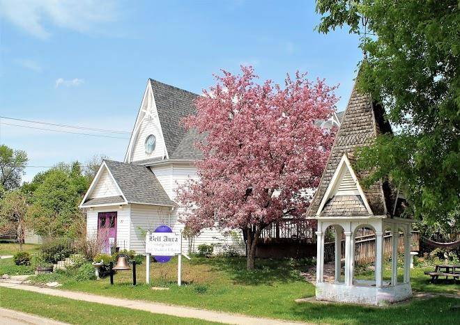 Bell aura bed breakfast & bistro