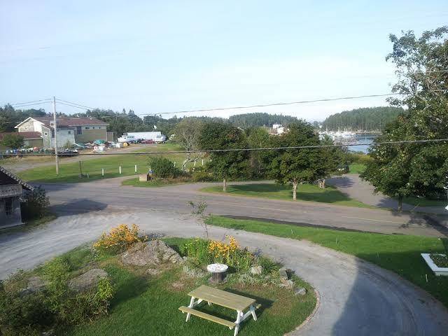 Deer island inn