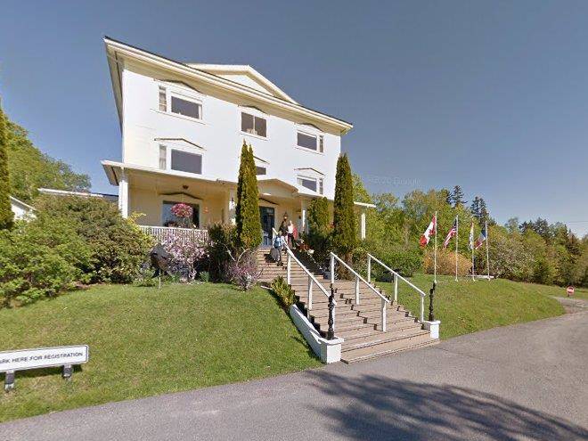 Rossmount inn