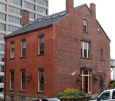 Chipman hill suites
