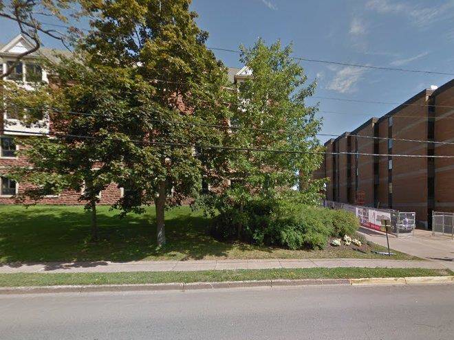 Mount allison summer accommodations