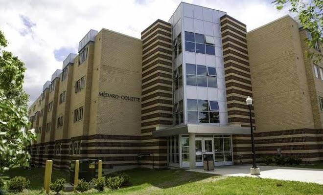 Universite De Moncton Image