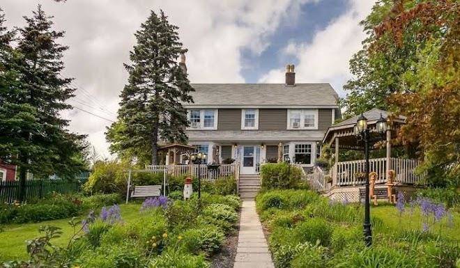 Baccalieu trail fine dining restaurant bed and breakfast