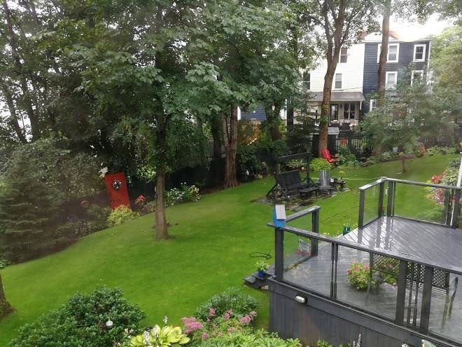 Elizabeth Manor Image