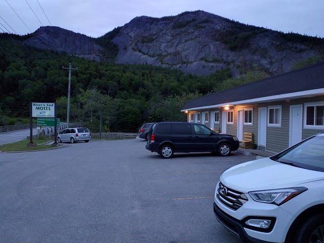 River's end motel