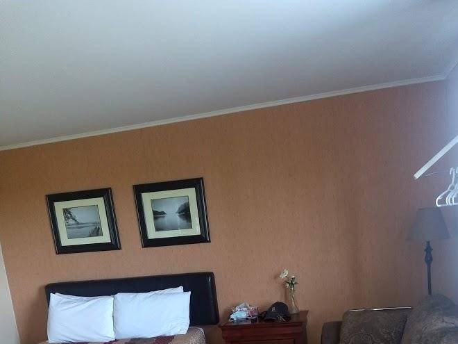 Macneil's motel