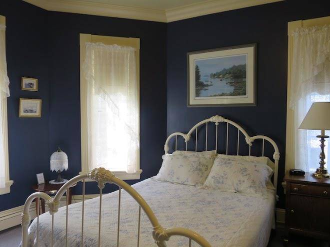 Lunenburg inn
