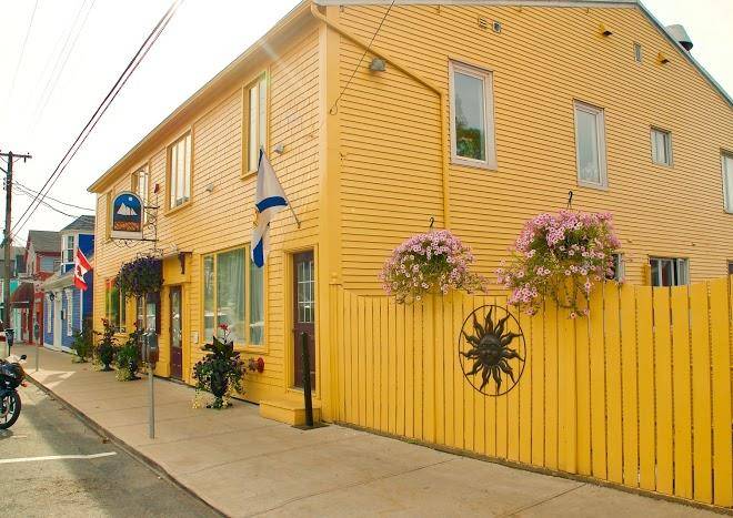 Rum runner inn