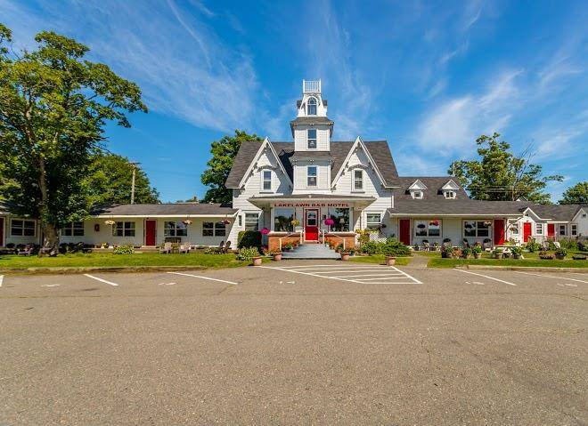 Lakelawn b&b and motel
