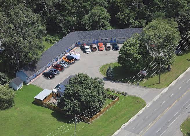 Davidson motel