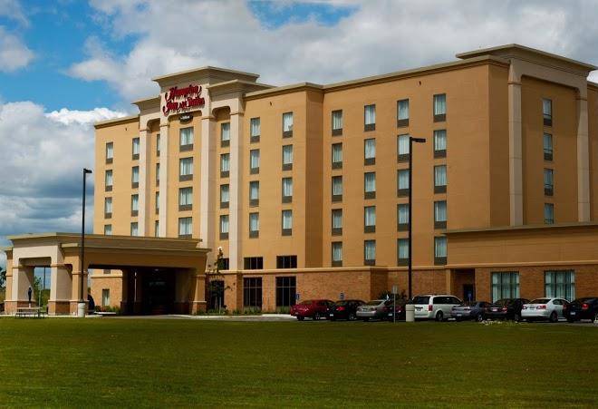 Hampton inn & suites by hilton brantford conference centre on
