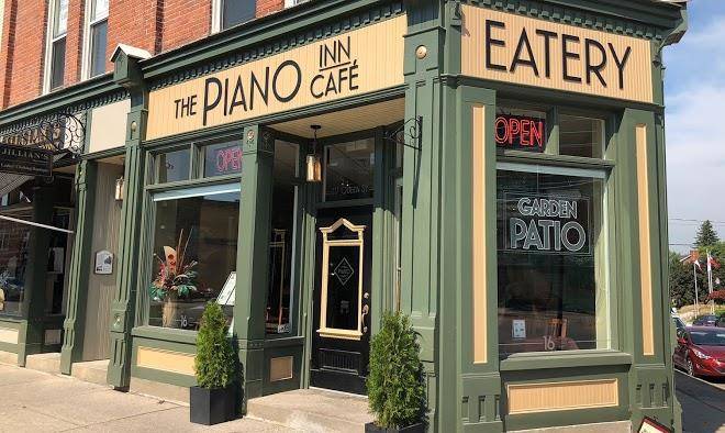 The piano inn and cafe