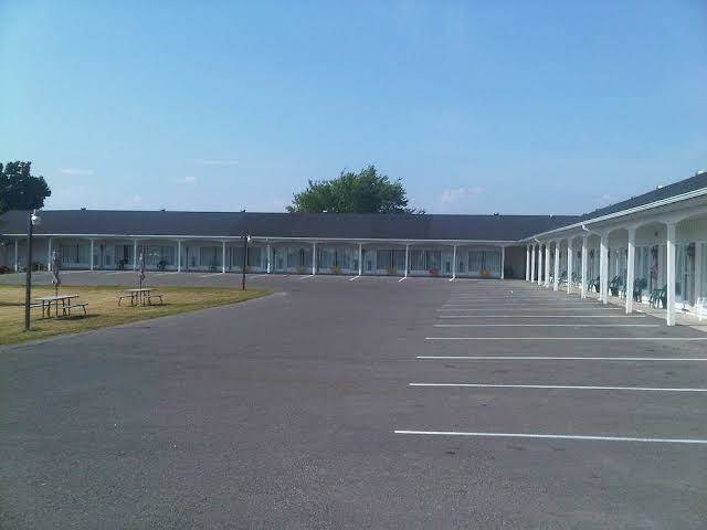 Embassy motel