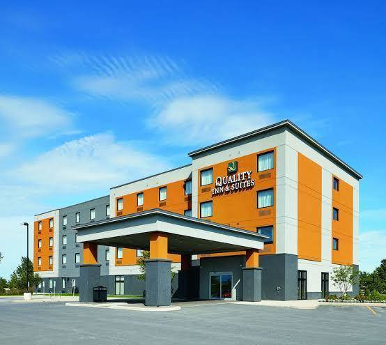 Quality inn & Suites Kingston