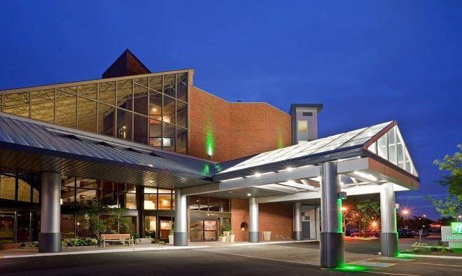 Holiday Inn Oakville Image