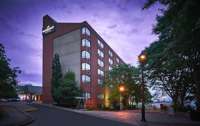 Waterfront hotel burlington