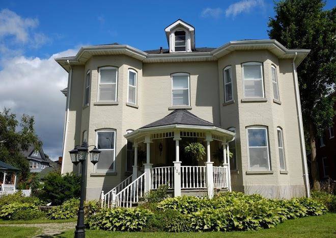 Heritage charm inn